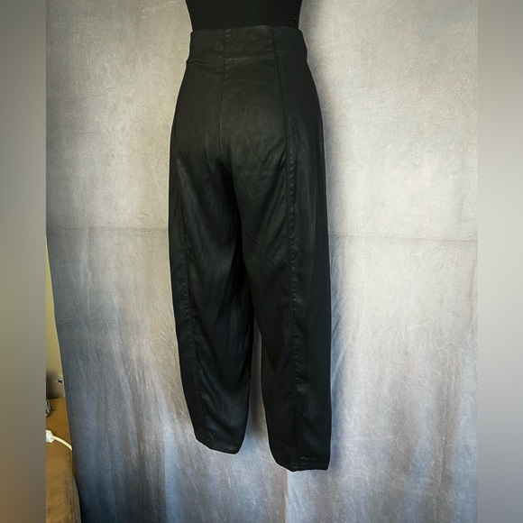 Black high waisted tapered trousers size xs - Picture 6 of 6